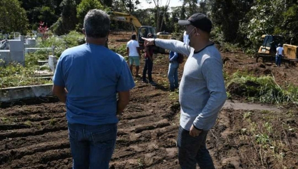 Após novos casos de covid-19, prefeitura de Cruzeiro Sul amplia cemitério