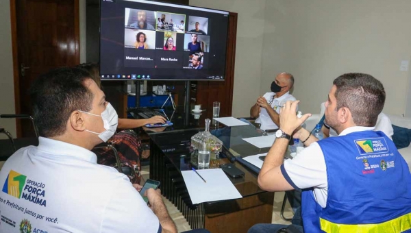 Gladson Cameli relata ações de combate à pandemia para a bancada federal do Acre