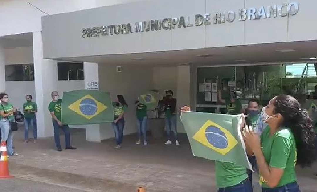 "O vírus vai passar, queremos trabalhar", gritam trabalhadores da Havan em protesto em Rio Branco