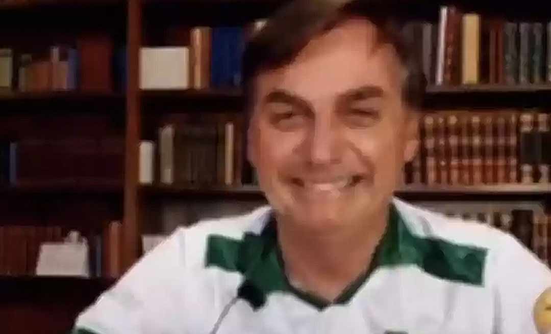 Bolsonaro: ‘Quem é de direita toma cloroquina, quem é esquerda, tubaína’