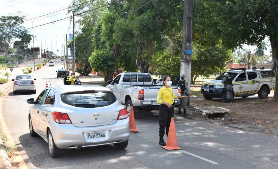 Impacto do rodízio de veículos no isolamento social é positivo, mas ainda insuficiente para aumento do controle da covid-19