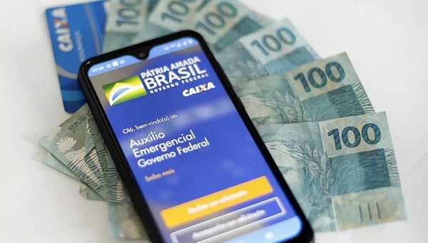 Quem receber os R$ 600 pode ter que devolver em 2021 se tiver renda maior