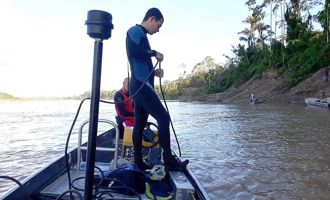 Embarcação vira e mulher desaparece nas águas do Rio Juruá