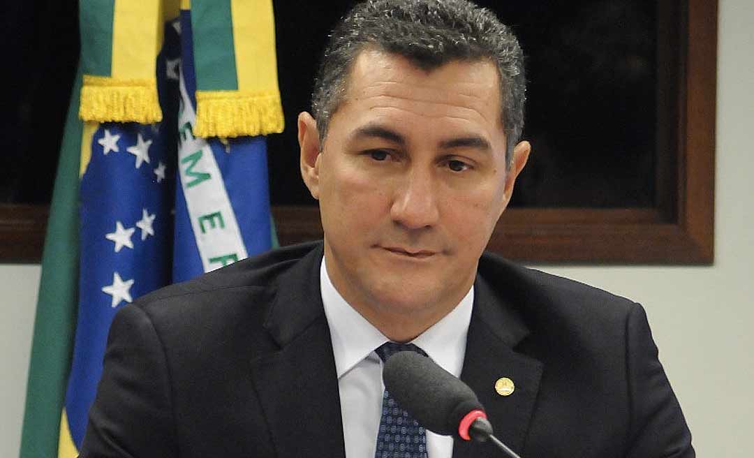 Deputado Jesus Sérgio apresenta projeto que prorroga validade de concursos públicos