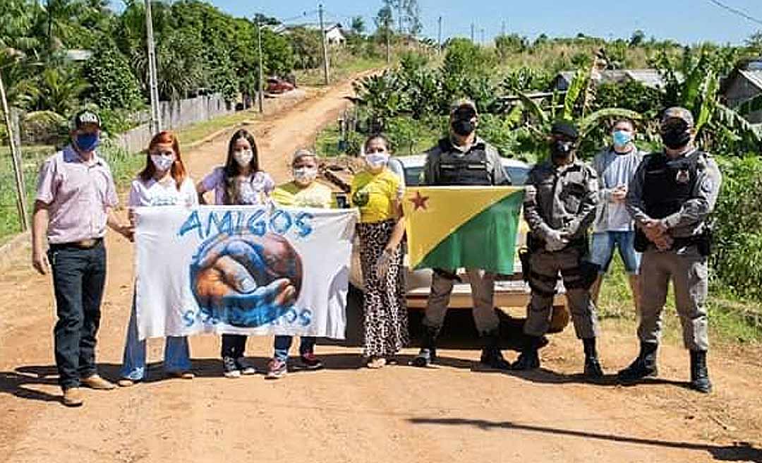 PM e Projeto Amigos Solidários distribuem mais de 1300 cestas básicas a famílias carentes do Estado