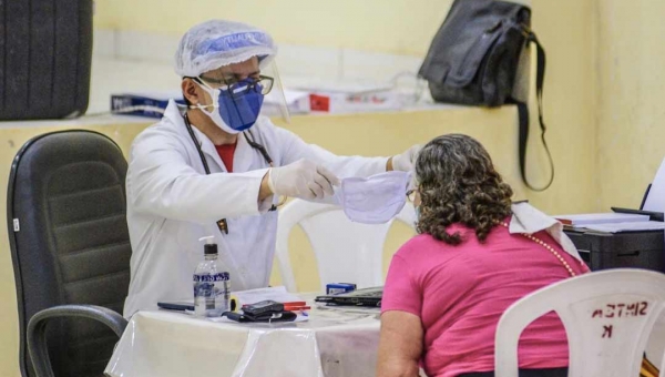 Em Tarauacá, Jenilson atende mais de 200 pacientes com sintomas do novo coronavírus