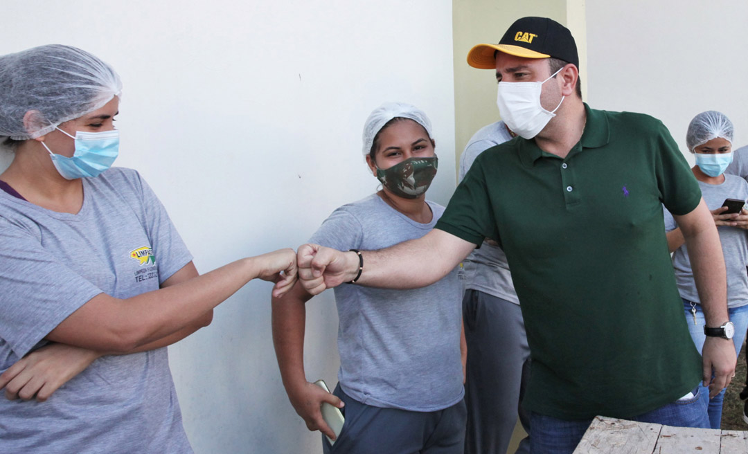 Gladson Cameli visita obras de conclusão do Hospital Regional do Alto Acre