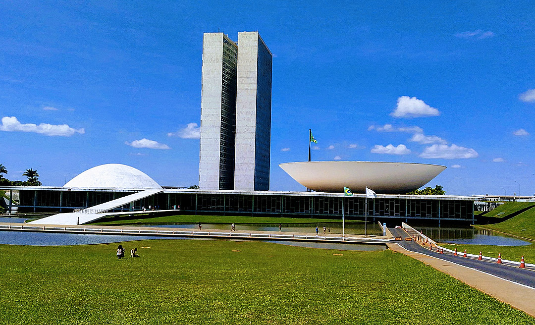 Iminente colapso na Saúde de Brasília faz médicos sugerirem lockdown imediato