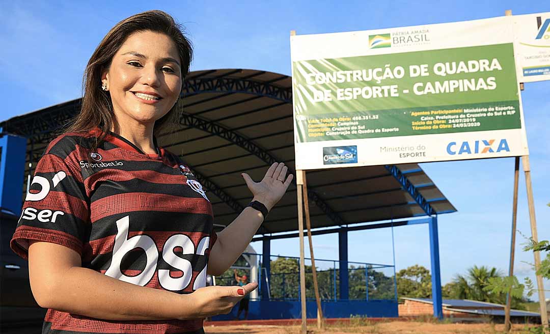 Jéssica Sales comemora a entrega de quadras cobertas na Zona Rural através de seu mandato em Cruzeiro do Sul