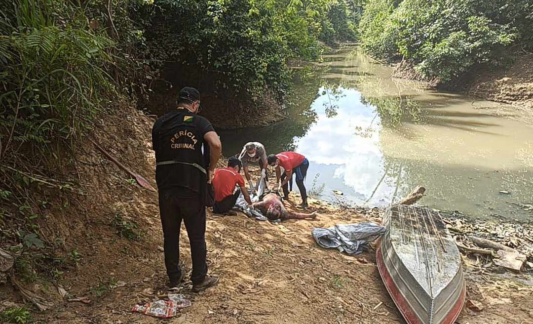 Populares encontram corpo boiando nas águas do São Francisco, em Rio Branco