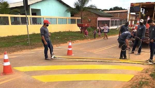 RBTrans conclui sete quilômetros de sinalização viária e instalação de placas no Pólo Benfica