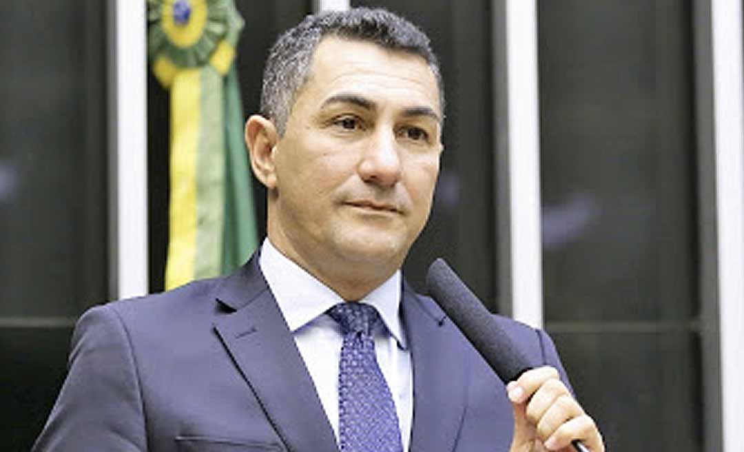 Jesus Sérgio questiona ministra da Agricultura sobre incentivos financeiros para a produção agrícola da Amazônia