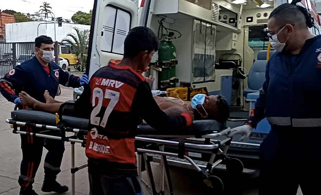 Homem tenta vingar atentando contra irmão e acaba sendo alvejado com dois disparos