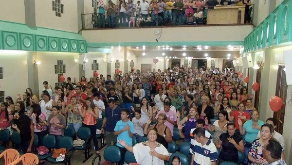 Governador Gladson Cameli deve liberar cultos em igrejas nesta segunda-feira