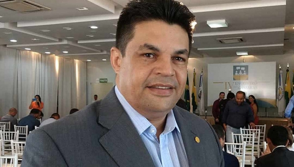 Deputado Manuel Marcos defende retorno dos cultos e reuniões em templos