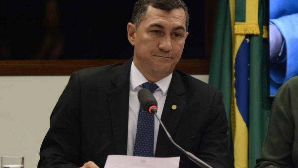 Jesus Sérgio sugere à FUNAI e Ministério da Saúde 10 ações emergenciais para combater a Covid-19 em aldeias indígenas