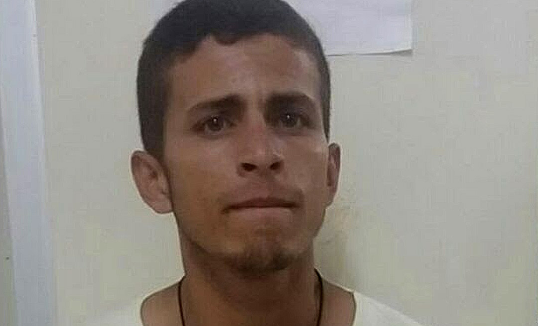 Jovem é encontrado morto em rua de Tarauacá, com tiros nas costas