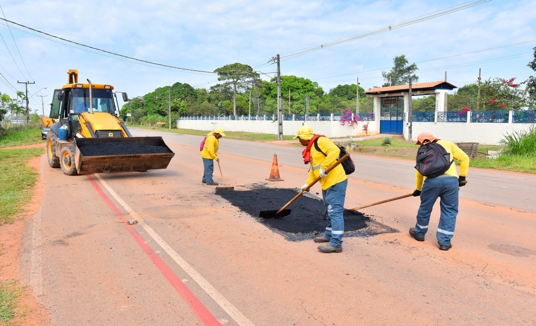 Operação Força Máxima: Emurb faz melhorias na rodovia AC-40