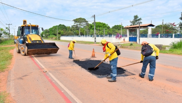 Operação Força Máxima: Emurb faz melhorias na rodovia AC-40