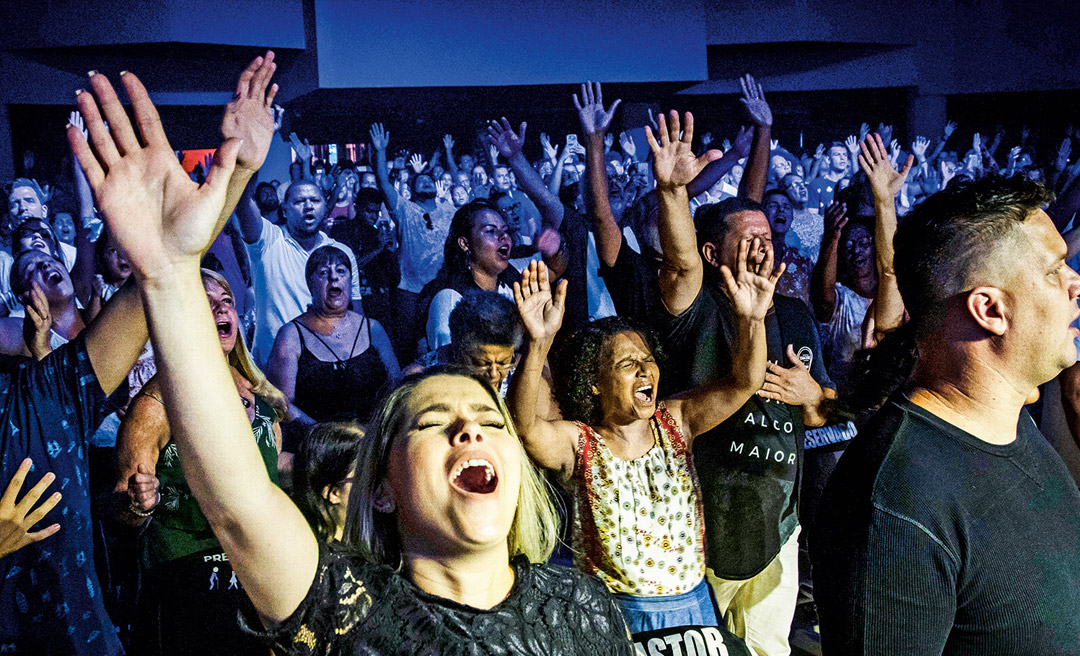 Pastor pretende radicalizar e diz que vai colocar de 10 a 15 mil membros em frente ao Palácio