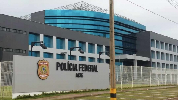 No lugar de Calazans, delegado Érico Barboza vai comandar a Polícia Federal no Acre