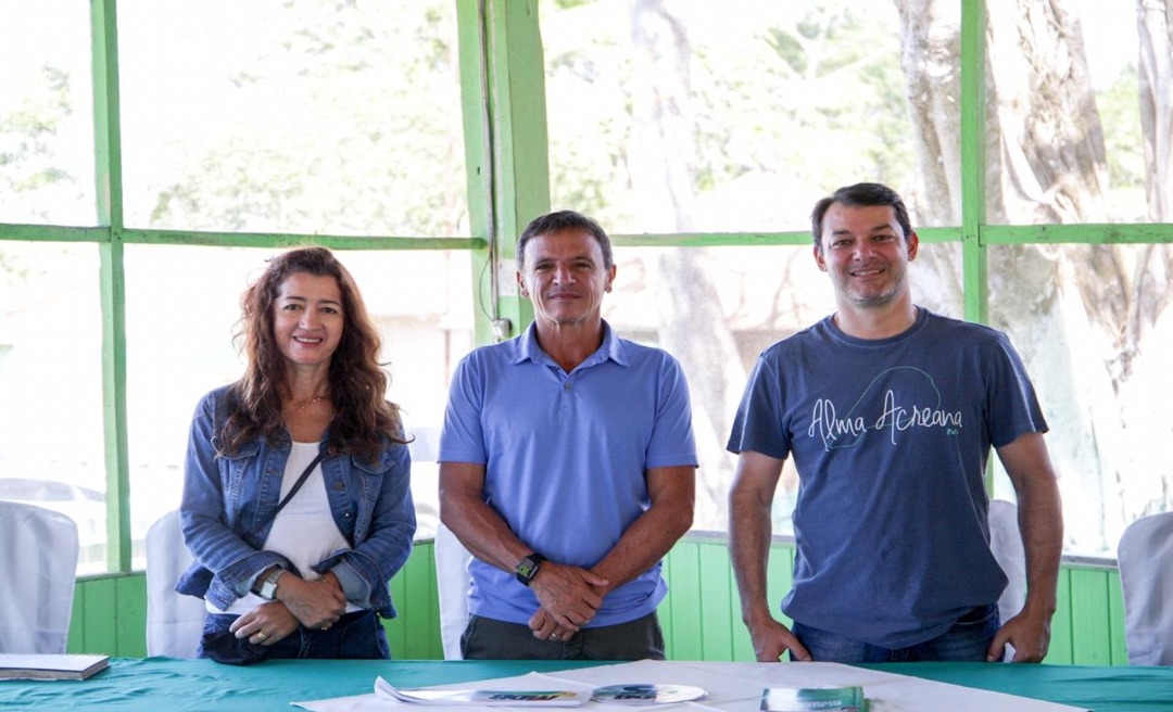 Roberto Duarte fortalece pré-candidaturas a prefeito e a vereador em Assis Brasil