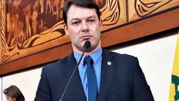 Roberto Duarte solicita do governo a reabertura dos trabalhos da OCA Rio Branco