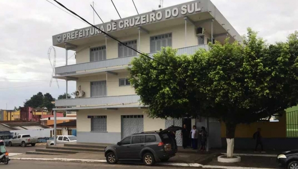 Ilderlei sofre mais uma derrota na Justiça; desembargador suspende lei que permitia permuta de prédios públicos 