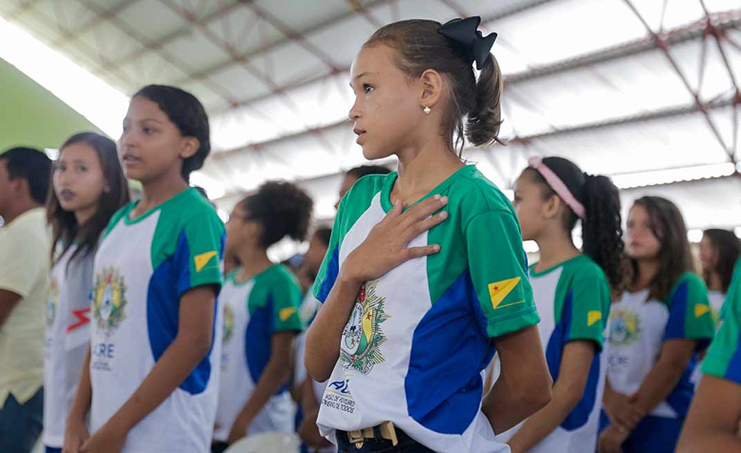 Aulas só serão retomadas no Estado após vacina, diz Gladson