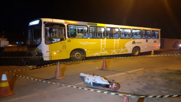 Motociclista perde a vida após colidir contra ônibus no Ramal do Benfica