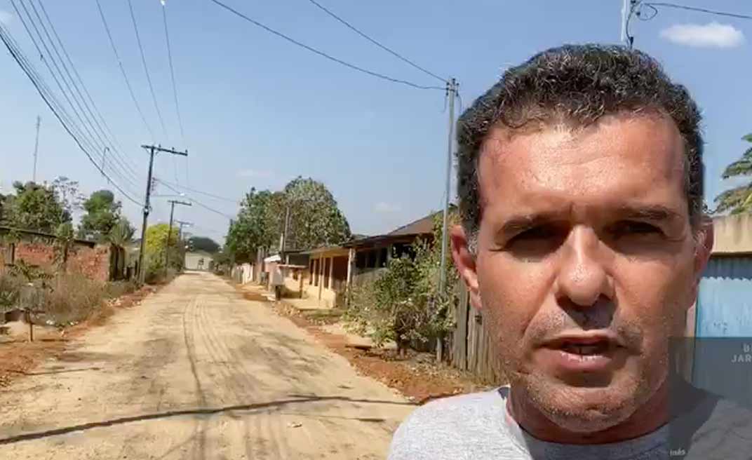 Jarbas Soster diz que Prefeitura usa sebo de boi para preparar base de ruas para pavimentação