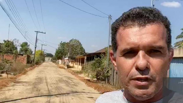 Jarbas Soster diz que Prefeitura usa sebo de boi para preparar base de ruas para pavimentação