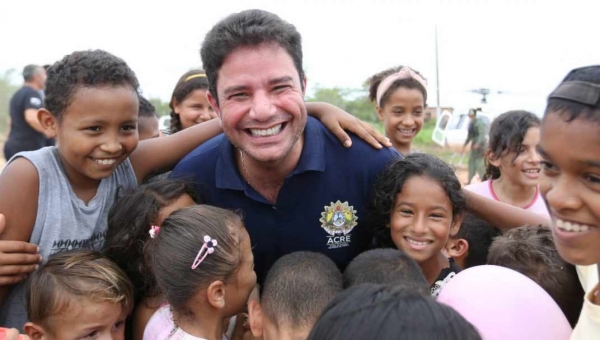 Aprovação do Fundeb é vitória da educação e da população, diz governador Gladson Cameli