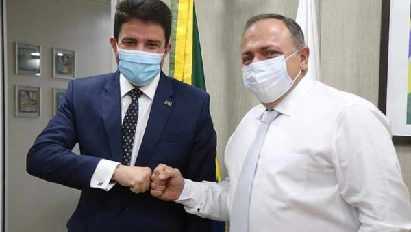 Em Brasília, após reunião com o ministro da Saúde, Gladson garante construção de nova maternidade