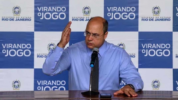 STJ afasta Witzel do cargo por suspeitas de irregularidades na saúde; Pastor Everaldo é preso