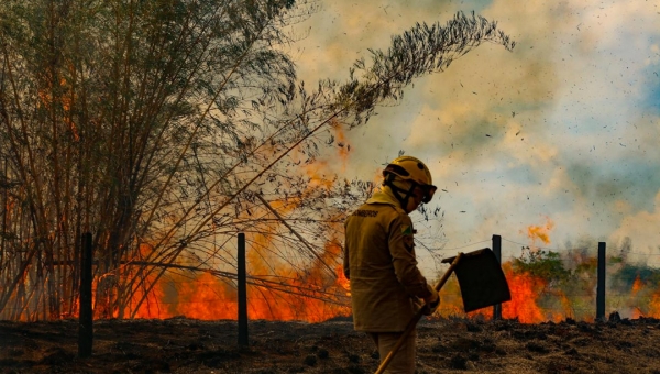 Fumaça das queimadas aumenta risco de doenças respiratórias no Acre