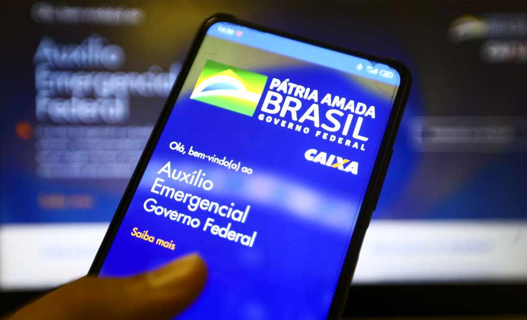 Beneficiários nascidos em agosto podem sacar auxílio emergencial hoje