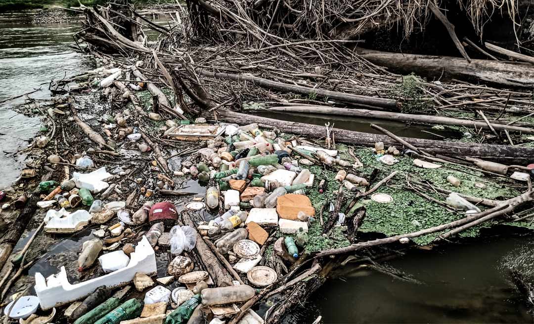 Com estiagem, Rio Acre está em situação de alerta máxima e vereador Eduardo Farias faz apelo