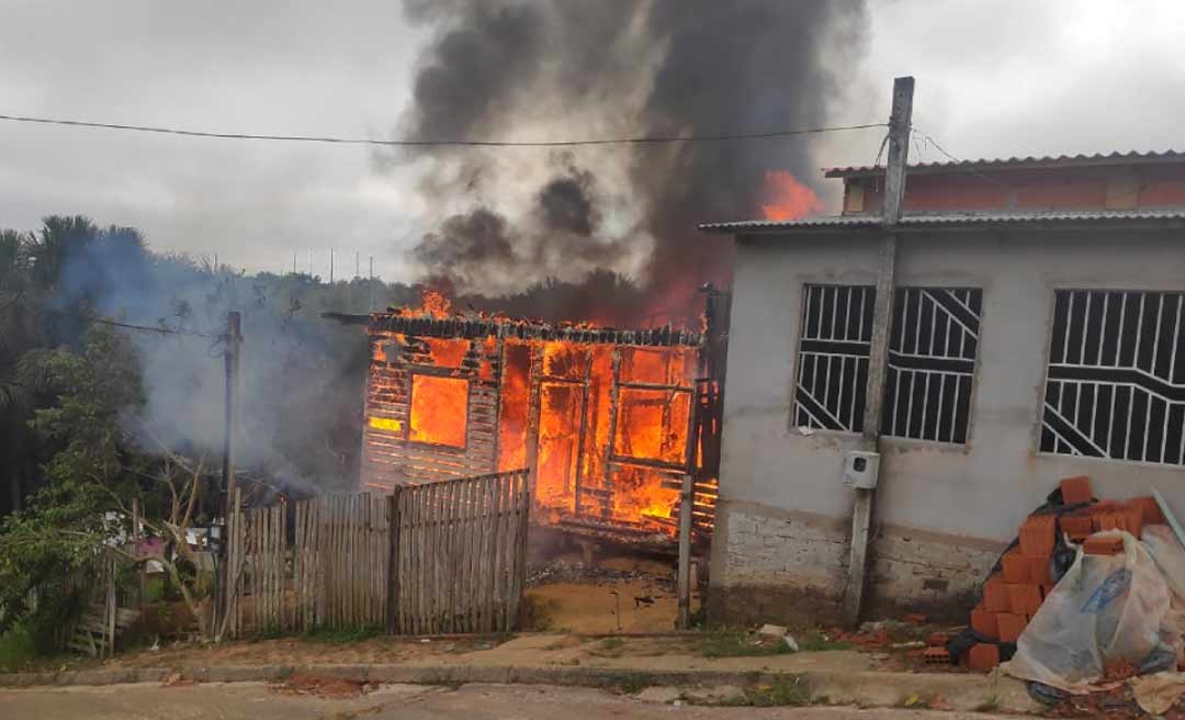 Irmão revoltado ateia fogo na casa da irmã e manda tudo pelos ares em poucos minutos