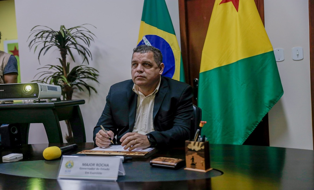 No dia da Amazônia, Moisés e Rocha ‘”tocam fogo” no governo Gladson