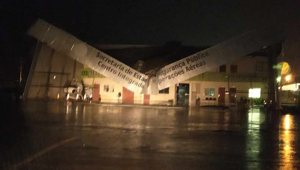 Chuva e vento forte derrubam estrutura metálica do hangar do Ciopaer no aeroporto de Rio Branco; não houve vítima