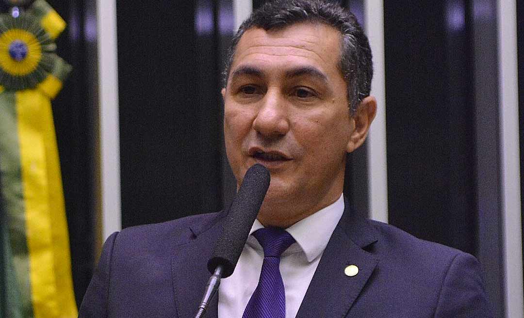 Jesus Sérgio reforça posicionamento contra a diminuição do valor do auxílio emergencial