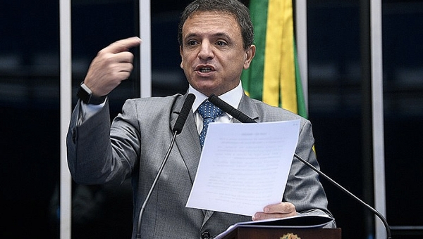 Marcio Bittar propõe congelar salário mínimo para ajudar a financiar Renda Brasil