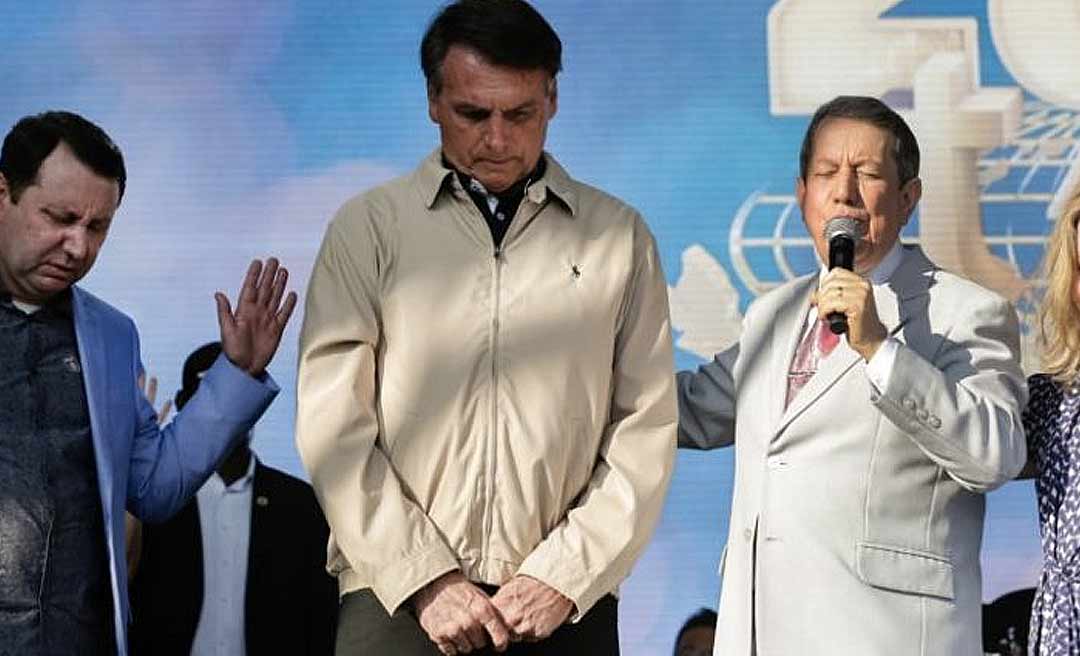 Presidente Jair Bolsonaro veta parte de perdão a dívidas de igrejas