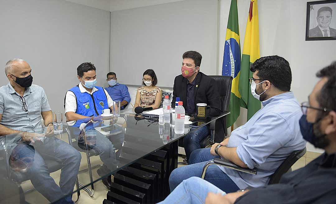 Gladson participa de reunião com ministro de Infraestrutura sobre as obras de recuperação da BR 319