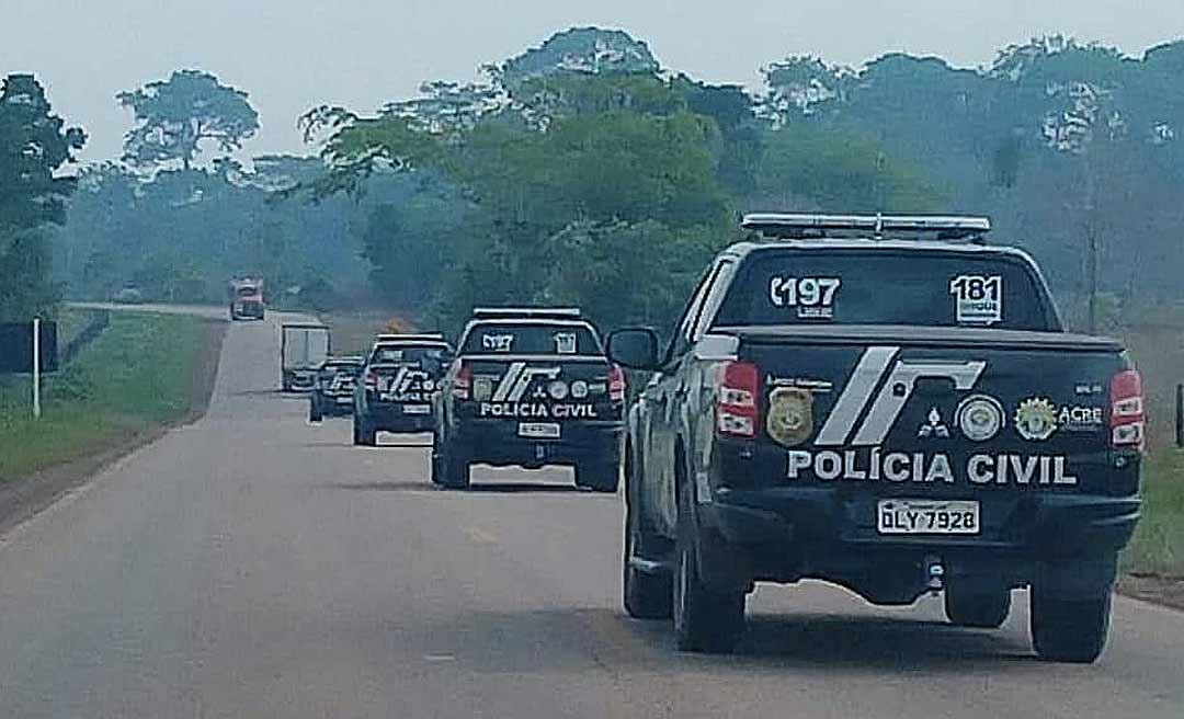 Polícia cumpre sete mandados de busca e apreensão e prende uma pessoa em flagrante por tráfico de drogas