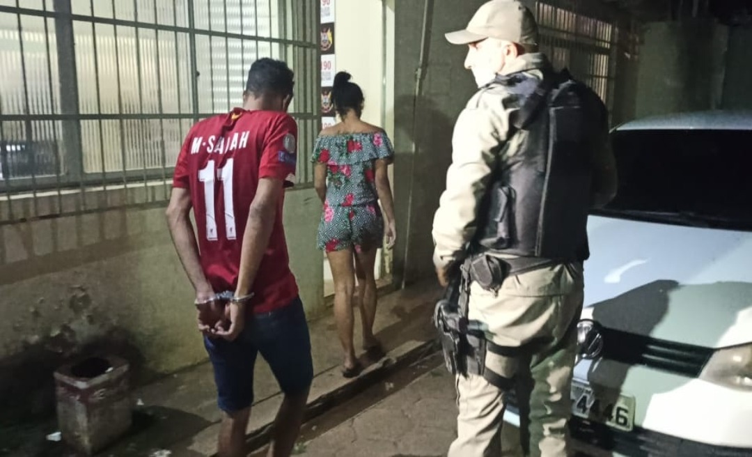 Polícia prende casal com cocaína no Vitória e manda para a Defla