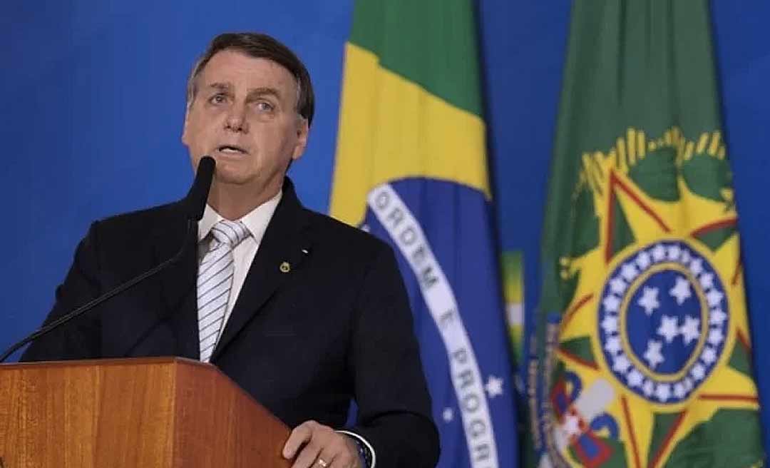 Bolsonaro diz que indicação ao STF ficou igual a escalar a Seleção Brasileira