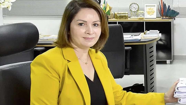 Em campanha nas redes, Neri relembra reforma administrativa que extinguiu cargos e gerou economia de R$ 12, 8 milhões