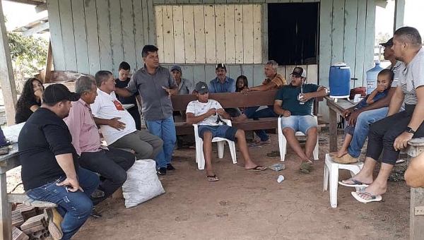 Barãozinho apresenta propostas de gestão a líderes religiosos de Porto Acre